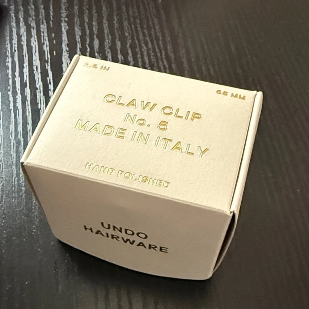 UNDO Hairware Claw Clip No. 5 Lake Blue - Picture 2 of 2